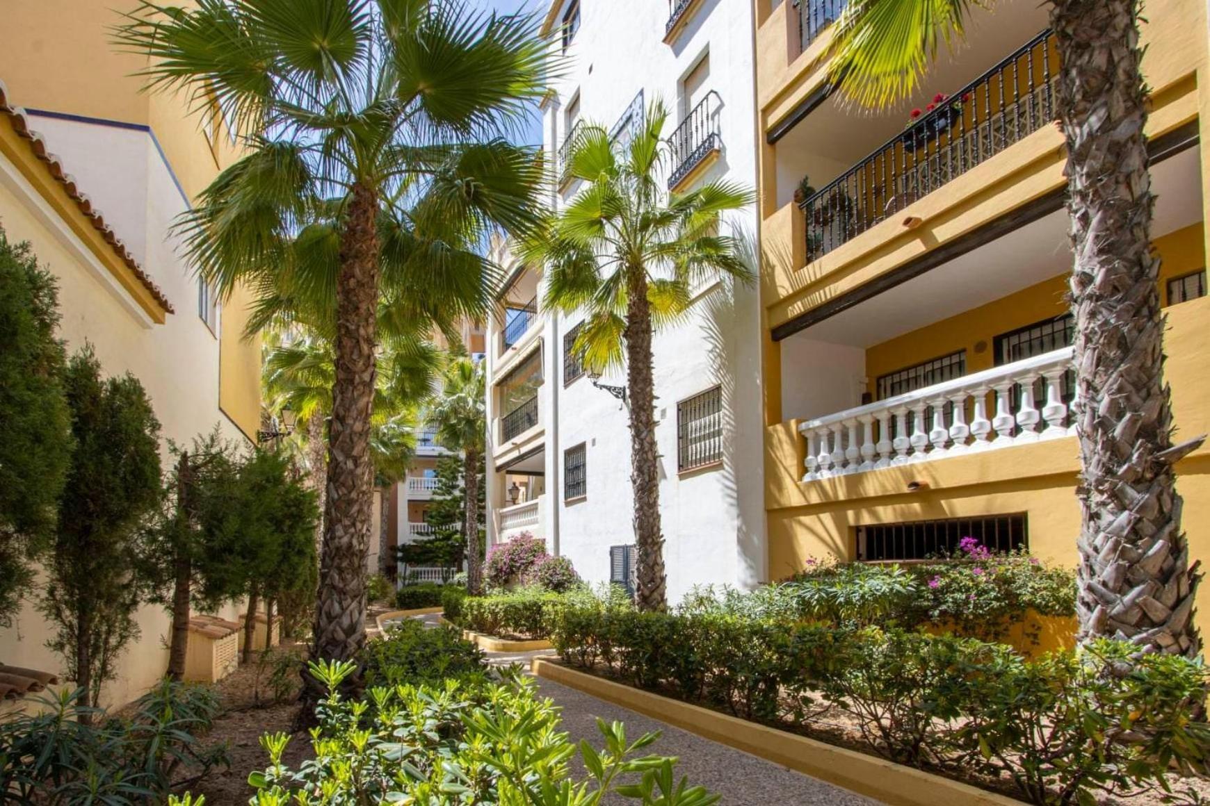 טורבייחה Aldea Del Mar Buganvilla Apartament מראה חיצוני תמונה